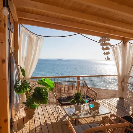 Mara's Coast - Giulia Ferienhaus *